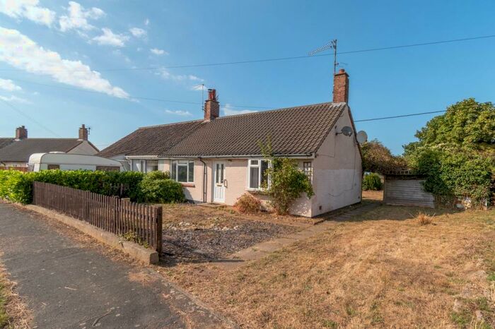 2 Bedroom Property For Sale In Camping Hill, Stiffkey, NR23