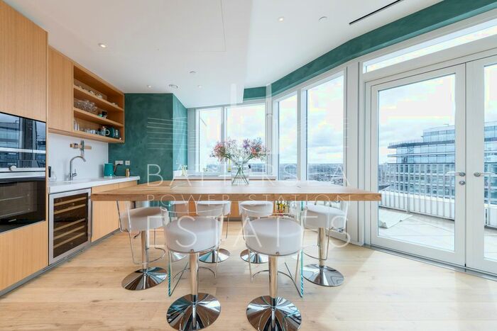 3 Bedroom Flat To Rent In L-, Prospect Way, Battersea, SW11