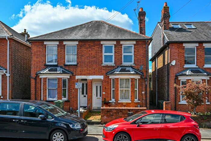 1 Bedroom Flat To Rent In Agraria Road, Guildford, GU2