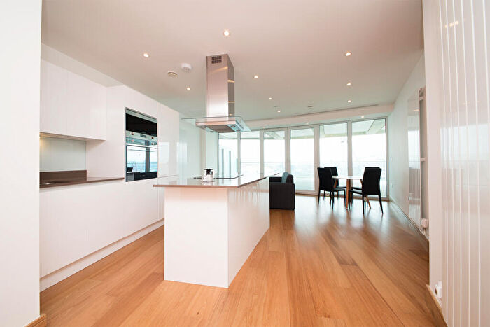 2 Bedroom Apartment To Rent In Arena Tower, Crossharbour Plaza, Canary Wharf, London, E14