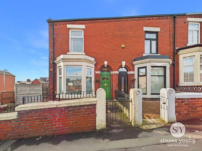 3 Bedroom Terraced House For Sale In Leamington Road, Blackburn, BB2