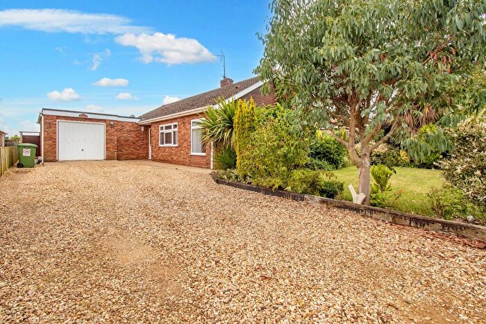 4 Bedroom Detached Bungalow For Sale In Station Road, East Winch, King's Lynn, Norfolk, PE32