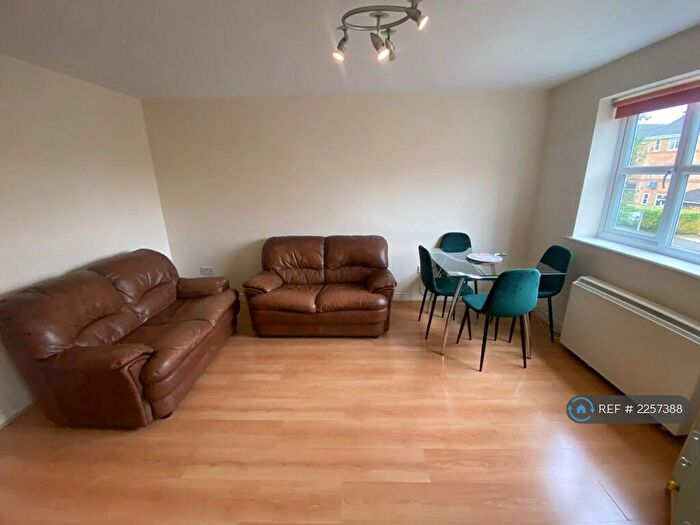 1 Bedroom Flat To Rent In Windmill Drive, London, NW2