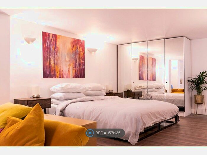 2 Bedroom Flat To Rent In Wembury Mews, London, N6