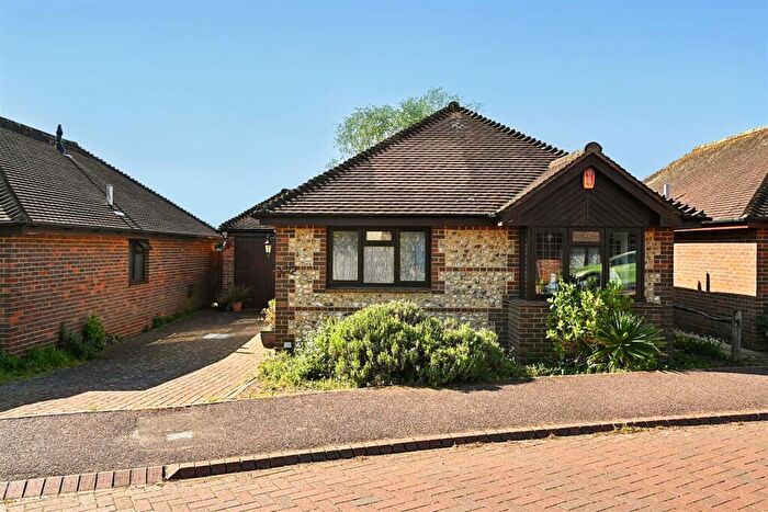 3 Bedroom Detached Bungalow For Sale In The Daisycroft, Henfield, BN5