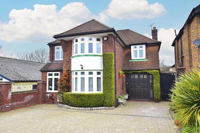 4 Bedroom Detached House For Sale In Watford Road, Croxley Green, WD3