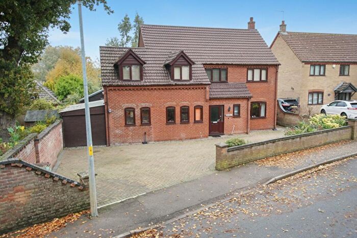 4 Bedroom Detached House For Sale In George Lane, Loddon, Norwich, NR14