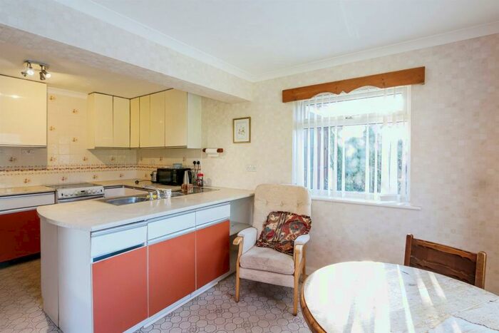 4 Bedroom Detached Bungalow For Sale In Shirley Road, Wareham, BH20