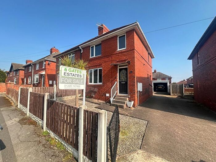3 Bedroom Semi-Detached House For Sale In Hill Top Road, Birdwell, Barnsley, S70