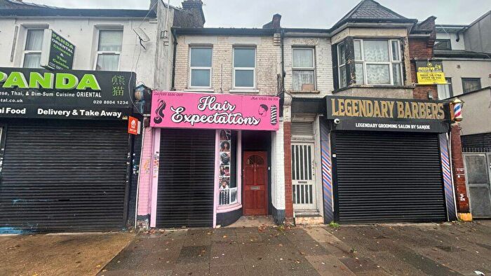 2 Bedroom Flat To Rent In Hertford Road, Enfield, EN3