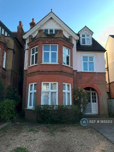 2 Bedroom Flat To Rent In Long Ditton, Long Ditton, Surbiton, KT6
