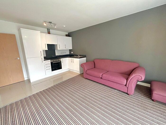 1 Bedroom Apartment To Rent In Richmond Road, Cardiff(City), CF24