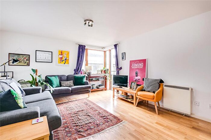 1 Bedroom Flat To Rent In Nichols Court, Cremer Street, E2