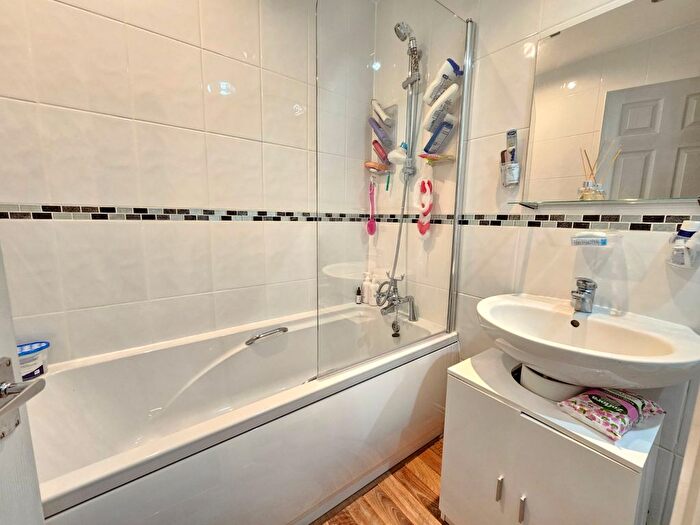 2 Bedroom Terraced House For Sale In Bromsgrove Road, Droitwich, Worcestershire, WR9