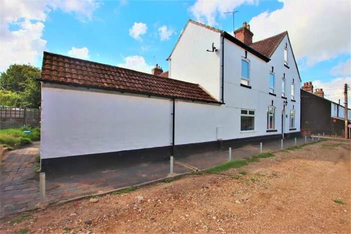 4 Bedroom End Of Terrace House To Rent In Lichfield Street, Fakenham, NR21