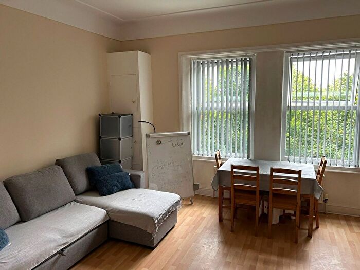 1 Bedroom Flat To Rent In Princess Avenue, Liverpool, L8
