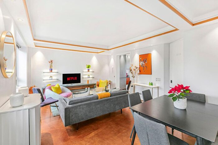 2 Bedroom Flat To Rent In South Kensington, SW3