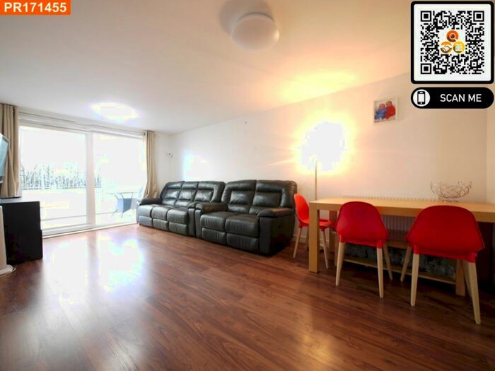 3 Bedroom Flat To Rent In Ealing Road, Brentford, TW8