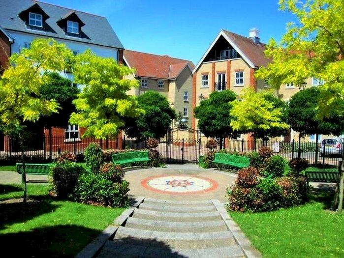 2 Bedroom Flat To Rent In Henry Laver Court, Colchester, CO3