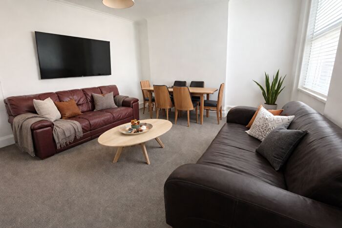 4 Bedroom House To Rent In Princes Avenue, City Centre / Georgian Quarter, Liverpool, L8