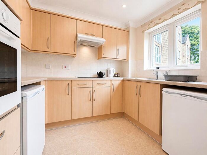 1 Bedroom Retirement Property To Rent In Beech Street, Bingley, BD16