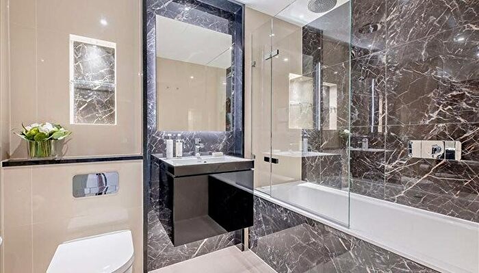 1 Bedroom Flat To Rent In Garrett Mansions, Paddington, London, W2