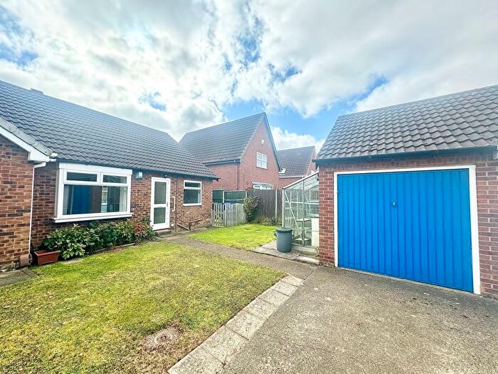 2 Bedroom Semi-Detached Bungalow For Sale In Cyrano Way, Great Coates, Grimsby, DN37