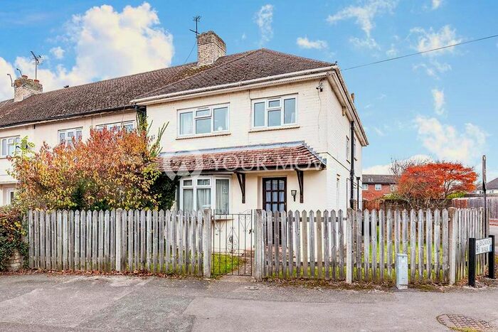 5 Bedroom Semi-Detached House To Rent In Larchwood Drive, Englefield Green, Egham, Surrey, TW20