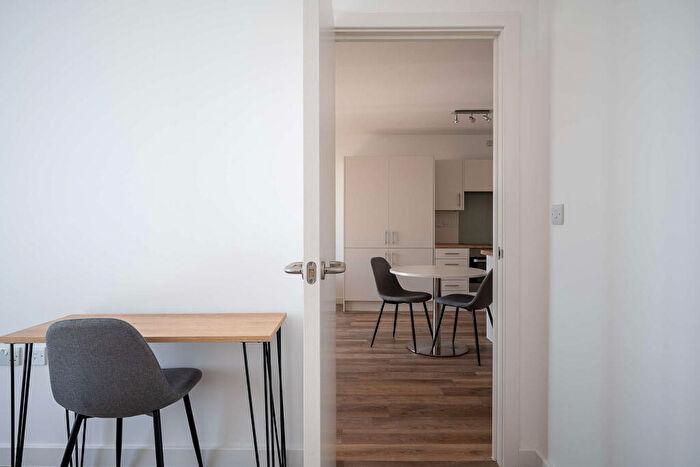 1 Bedroom Flat To Rent In The Wullcomb, Highcross Street, Leicester, LE1