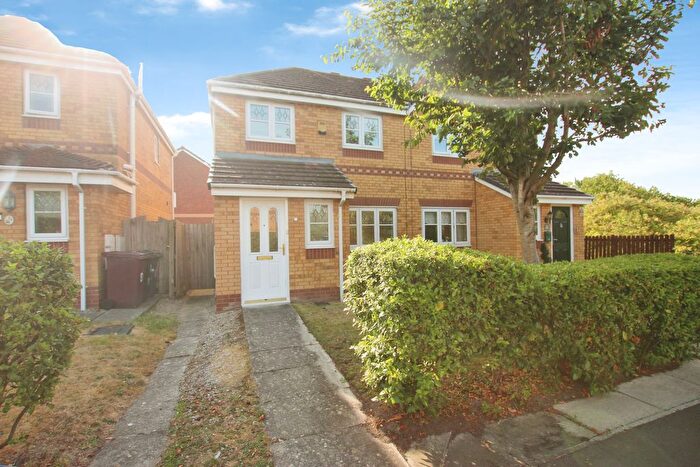 3 Bedroom Semi-Detached House To Rent In Ambleside Drive, Liverpool, L33