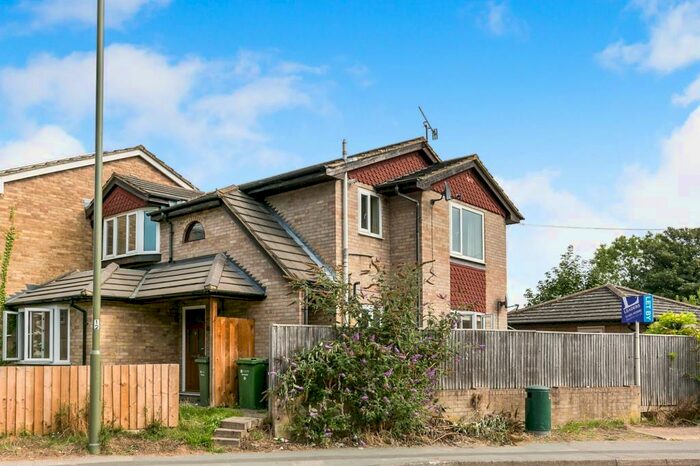 2 Bedroom Apartment To Rent In Guildford Park Avenue, Guildford, GU2