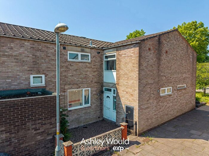 4 Bedroom Terraced House For Sale In Parker Street, Birmingham, B16