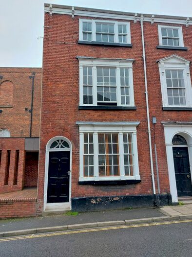 3 Bedroom End Of Terrace House To Rent In Nichol Hill, Louth, LN11
