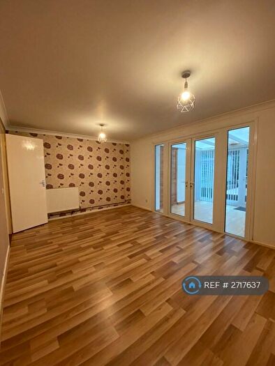 3 Bedroom Terraced House To Rent In Church Lees, Great Linford, Milton Keynes, MK14