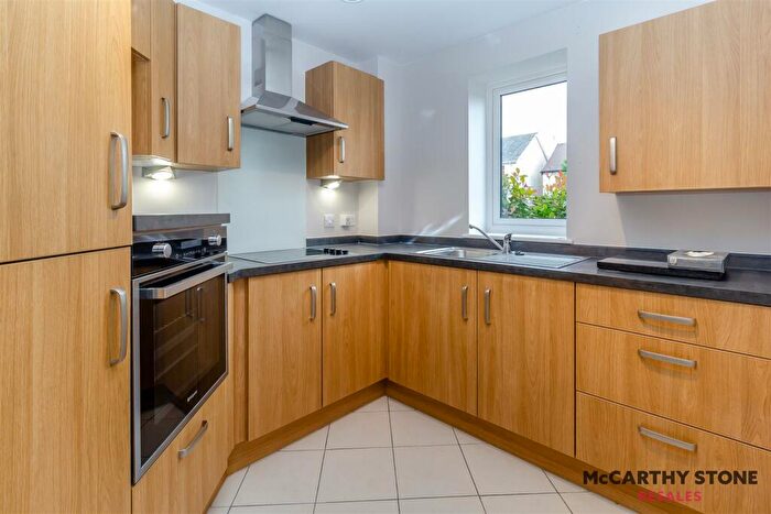 2 Bedroom Apartment For Sale In Valley Court, Longsight Road, Ramsbottom, Bury, BL0