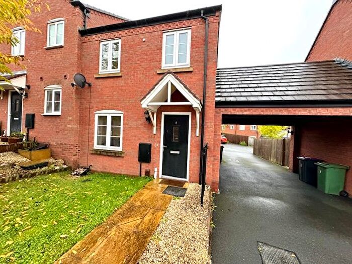 3 Bedroom Semi-Detached House To Rent In Hammer Fields, Woodside, Telford, TF7