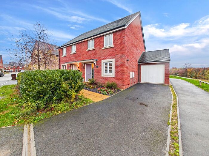 3 Bedroom Semi Detached House For Sale In Harrow Drive, Bishops Cleeve, Cheltenham, Gloucestershire, GL52