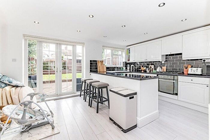 3 Bedroom Semi-Detached House To Rent In North Western Avenue, Watford, Hertfordshire, WD25