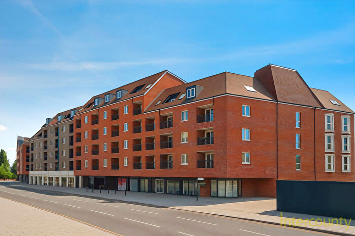 2 Bedroom Apartment To Rent In Carriage House, Morton Peto Road, Bishop`s Stortford, Herts, CM23