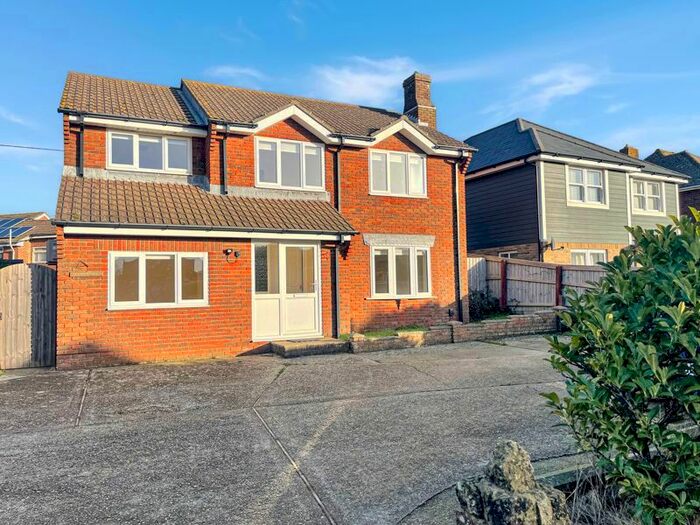 4 Bedroom Property To Rent In West Street, Godshill, Ventnor, PO38