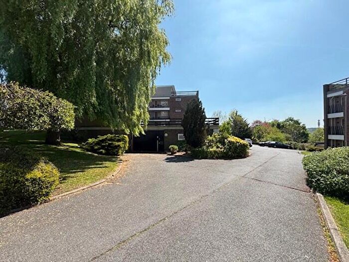 1 Bedroom Apartment To Rent In Highmill, Ware, Hertfordshire, SG12