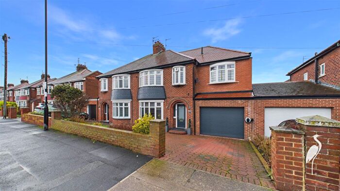 4 Bedroom Semi Detached House For Sale In Cairns Road, Fulwell, Sunderland, SR5