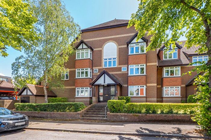1 Bedroom Apartment For Sale In Egmont Road, Sutton, SM2