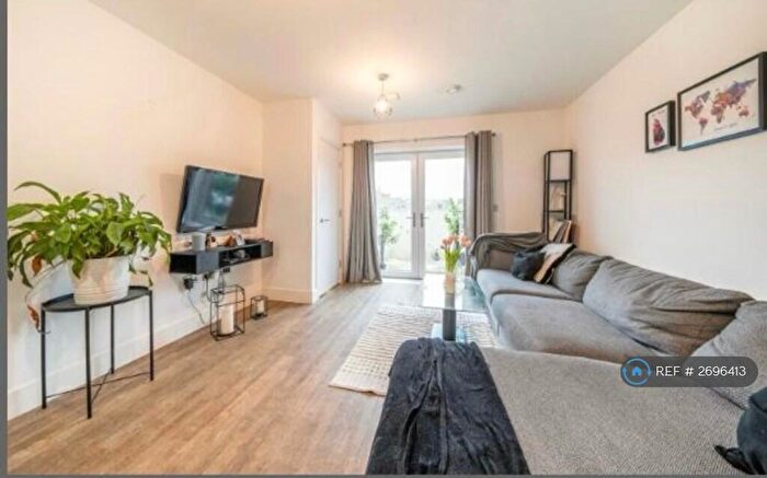 2 Bedroom Flat To Rent In Calla Court, Harrow, HA2