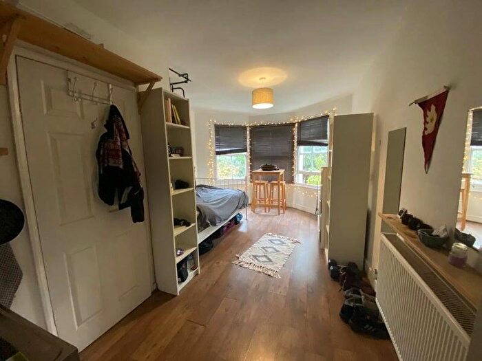 Studio To Rent In Pemberton Road, Hornsey, Haringey, London, N4
