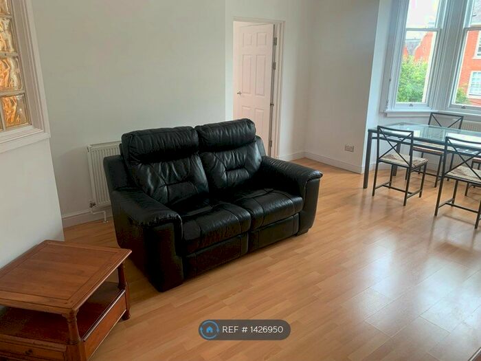 2 Bedroom Flat To Rent In Clarendon House, Nottingham, NG1