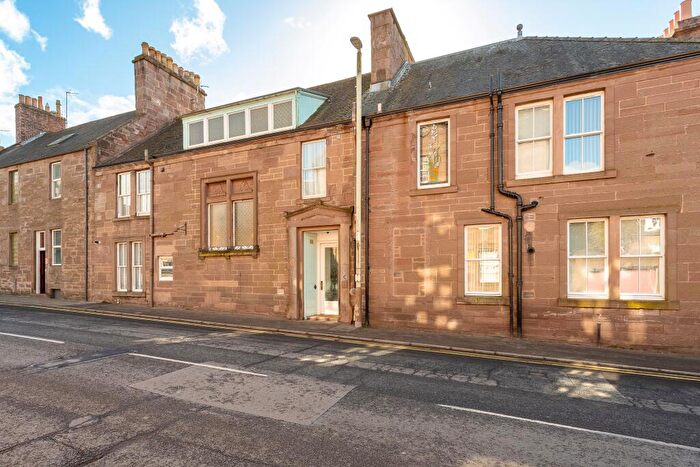 6 Bedroom Town House For Sale In Castle Street, Brechin, DD9