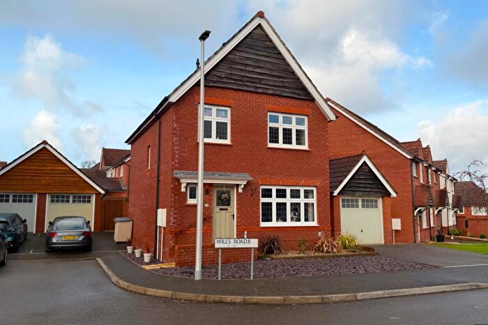 3 Bedroom Detached House For Sale In Wills Road, Bideford, EX39