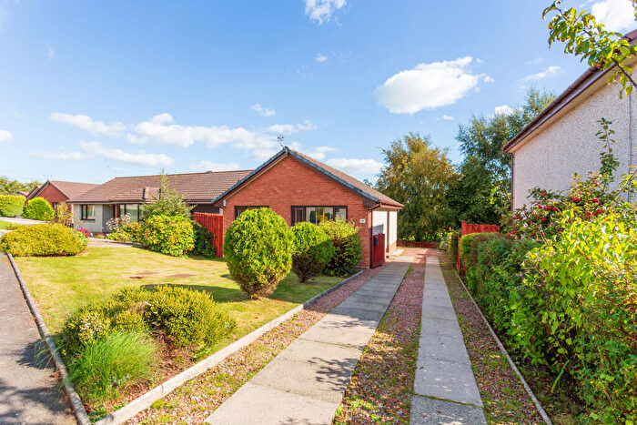 2 Bedroom Detached Bungalow For Sale In Yarrow Avenue, Dumfries, DG2