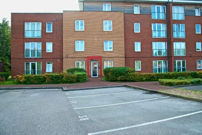 2 Bedroom Flat To Rent In Bravery Court, Liverpool, L19